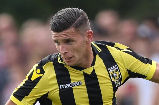 他成为本届 他成为本届